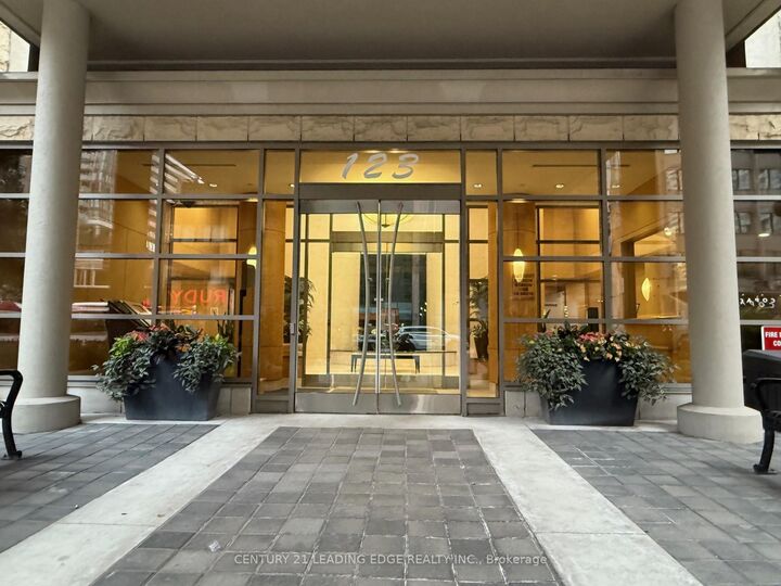 Photo de la propriété: 123 Eglinton Avenue E 502 ON M4P 1J2