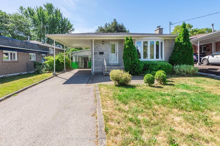 Property Photo: 8 Millview Court ON M9W 3K7