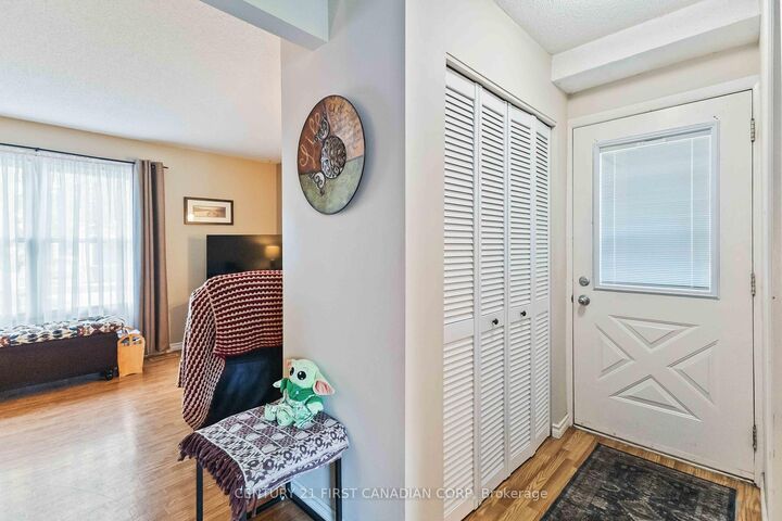 Photo de la propriété:  71 Golfdale Crescent  ON N6C 5P3 