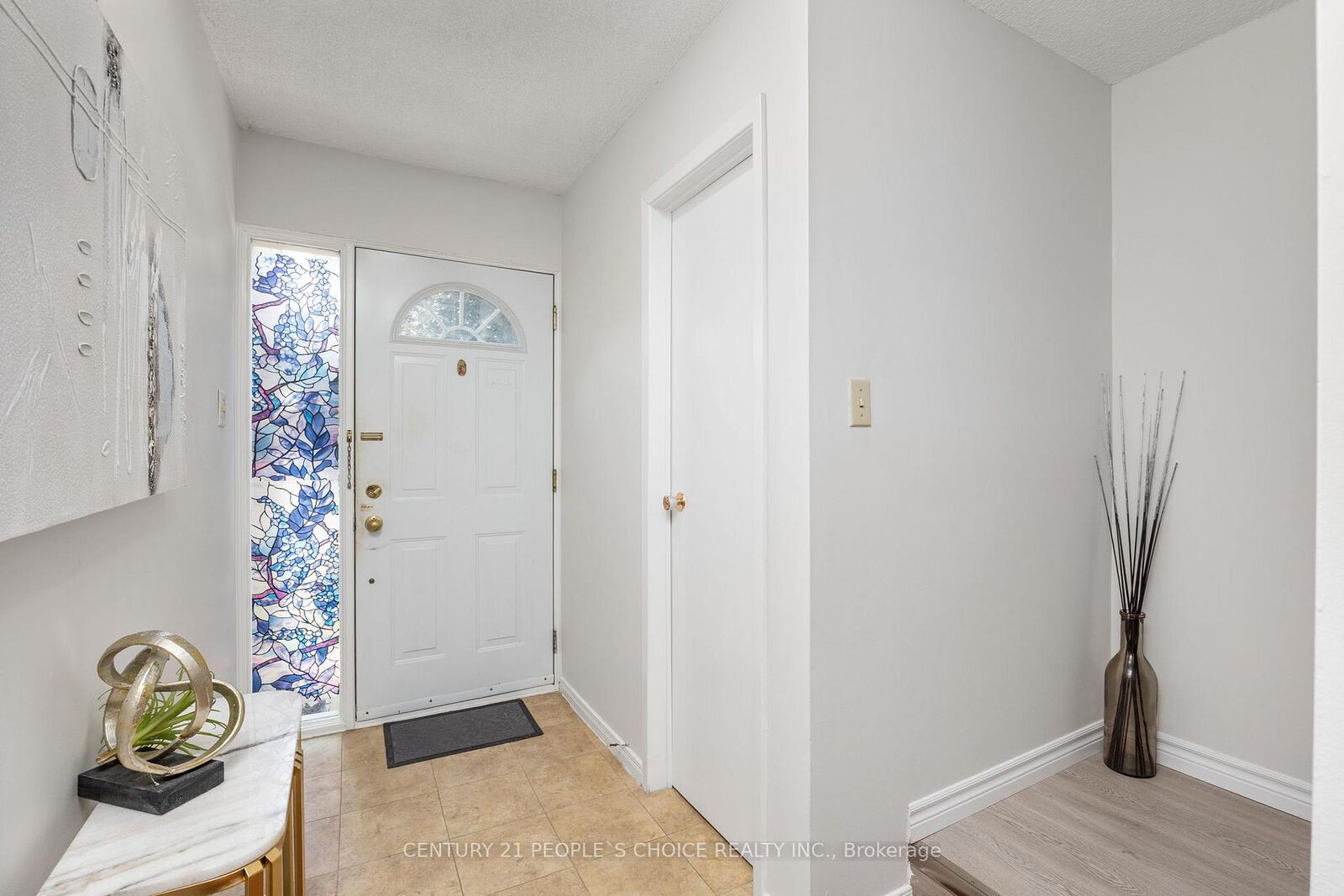Property Photo: 3500 Glen Erin Drive 23 ON L5L 1W6