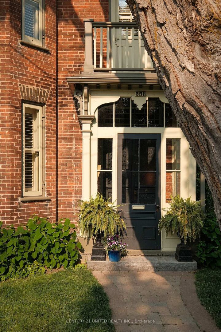 Property Photo: 558 Harvey Street ON K9H 3K9