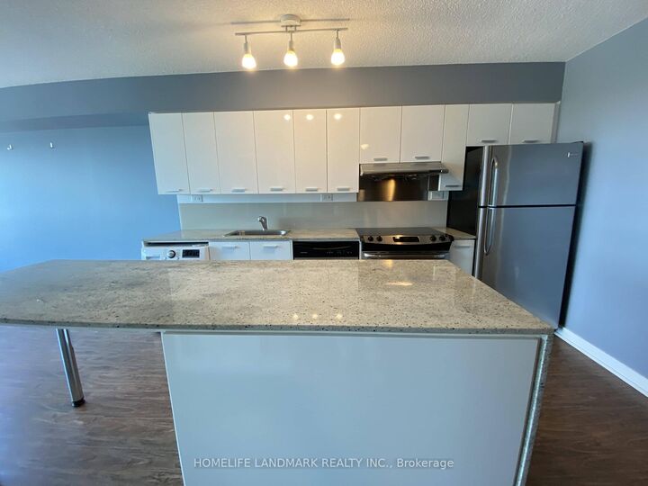 Property Photo:  15 Singer Court 1107  ON M2K 0B1 