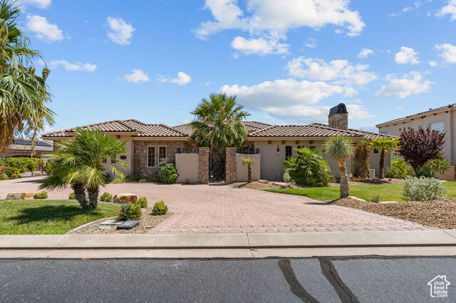 Property Photo:  1343 W Cambridge Ave N 204  UT 84780 