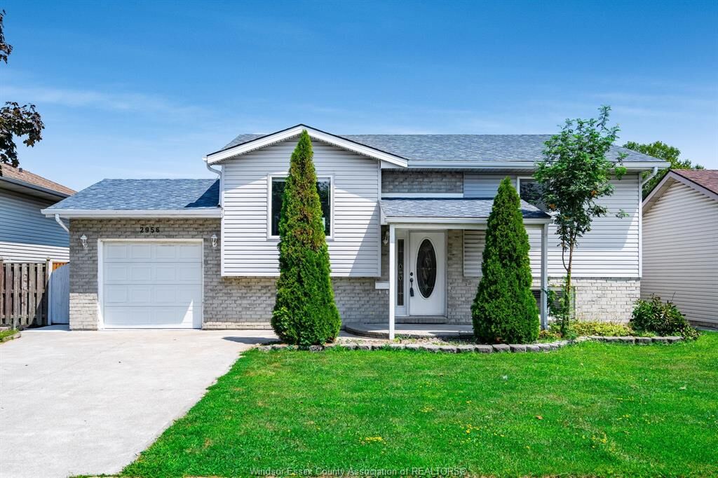 Property Photo: 2956 Alderbrook Drive ON N8W 5H5