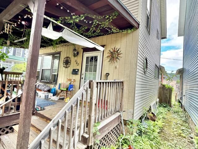 Property Photo: 202 East Street PA 16365