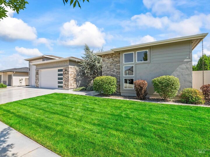 Property Photo: 5348 S Twilight Mist Way ID 83642