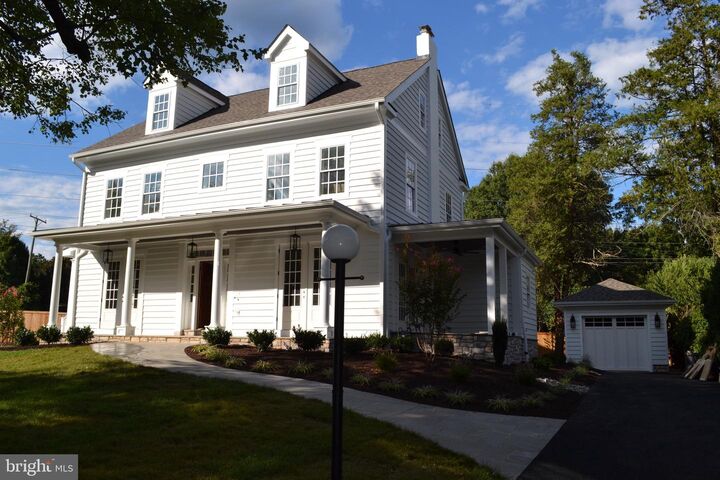 Property Photo:  812 Fulton Avenue  VA 22046 