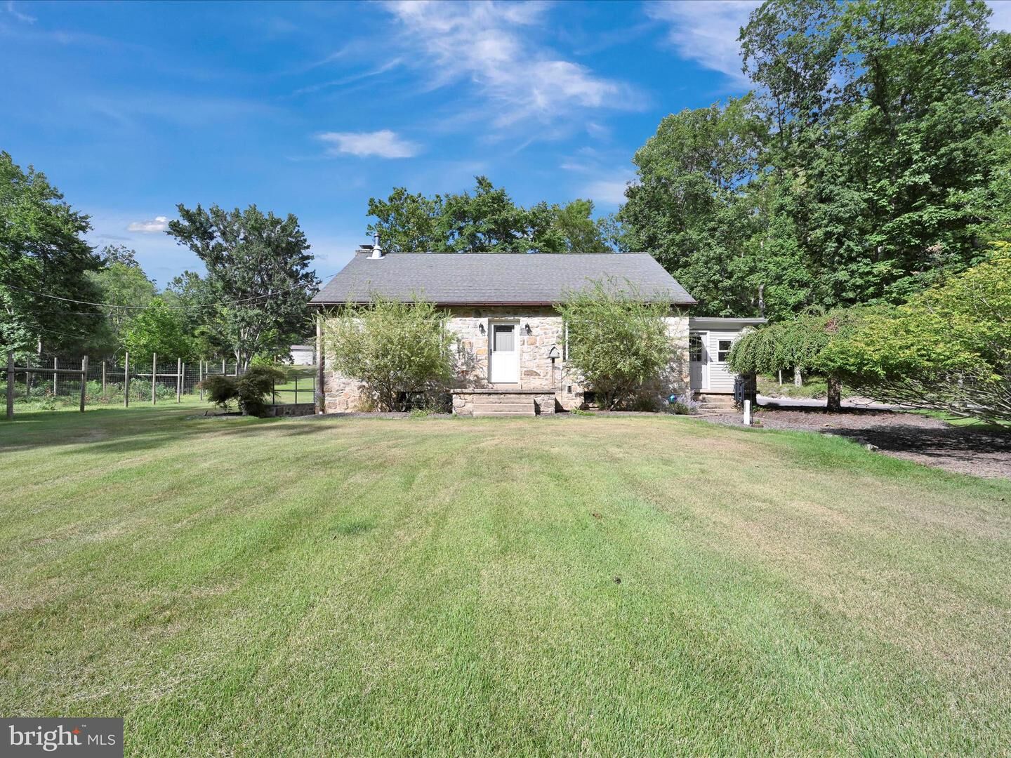 Property Photo: 4 Ash Lane PA 19547