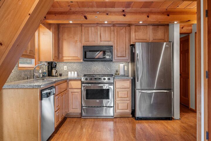 Property Photo:  1002 Yuroc Drive  CA 95223 
