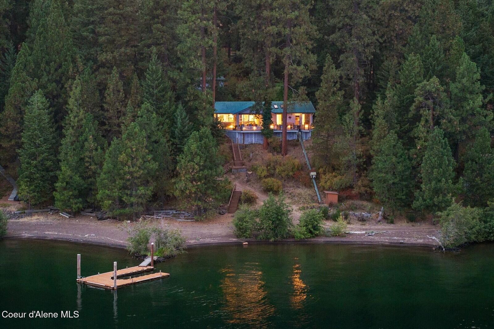 Property Photo: 6578 W Rockford Bay Rd ID 83814