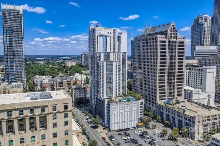 Property Photo: 333 W Trade Street 505 NC 28202