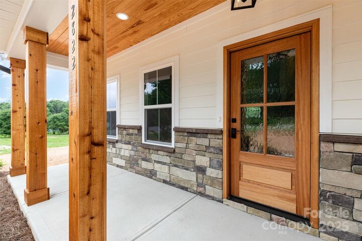 Property Photo: 2822 Molly Pop Lane NC 28112