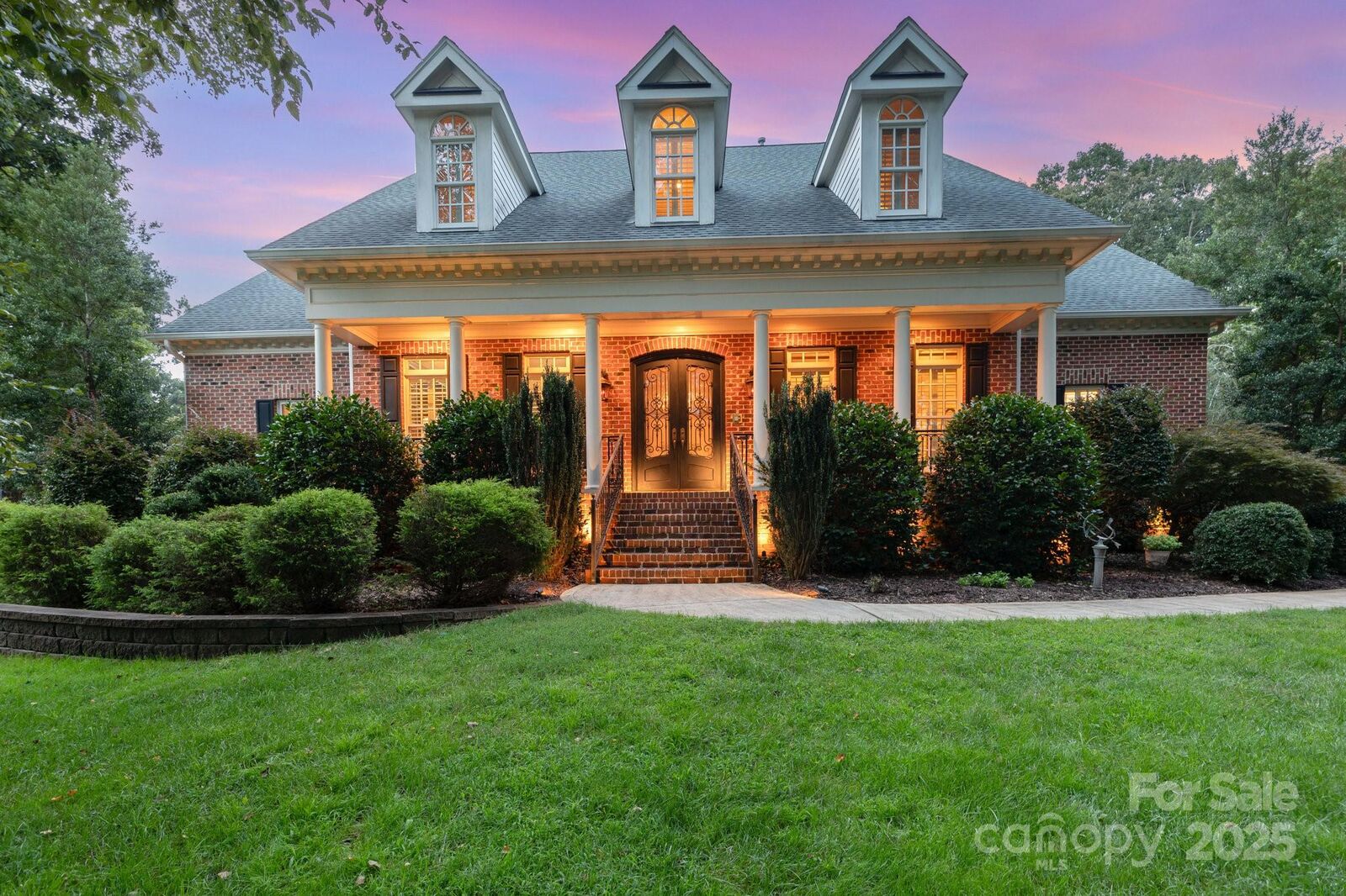 Property Photo:  6045 Oxfordshire Road  NC 28173 