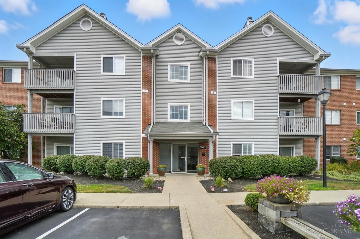 Property Photo: 7343 Ridgepoint Drive OH 45230