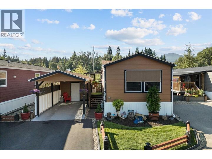 Property Photo:  4811 10A Avenue Northeast 21  BC V1E 1C5 