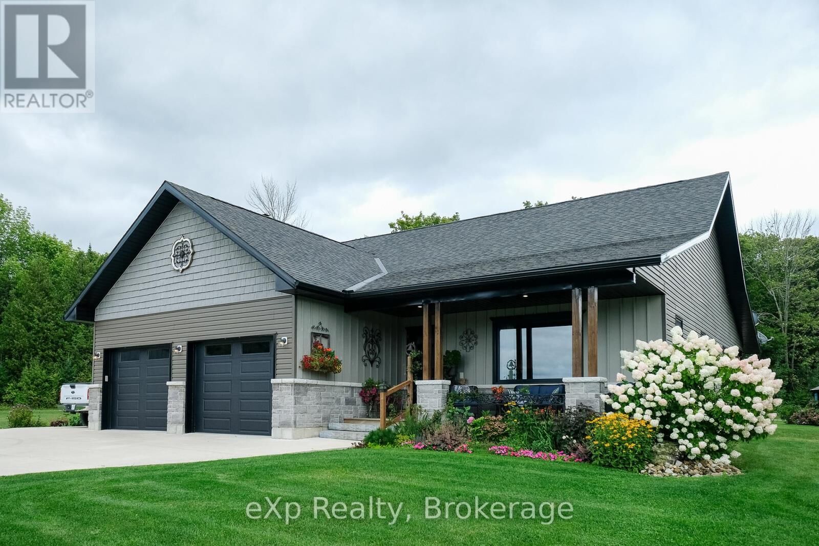 Property Photo:  502032 Grey Road 1  ON N0H 2T0 