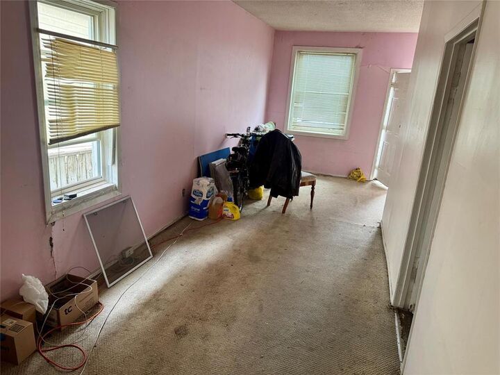 Property Photo: 683 Langside Street MB R3B 2T9