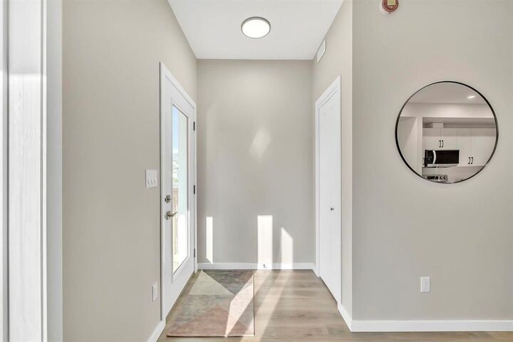 Property Photo:  38 Vivian Avenue  MB R2M 0E4 