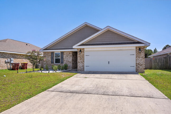 Property Photo: 1041 Limpkin Street FL 32539