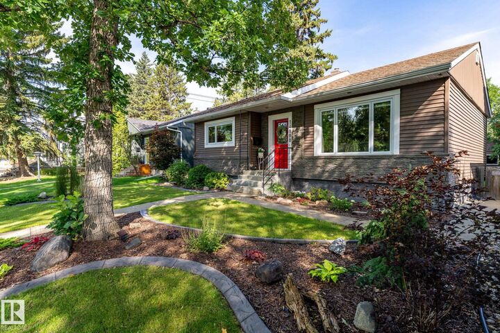 14808 93 Avenue NW  Edmonton AB T5R 5G9 photo