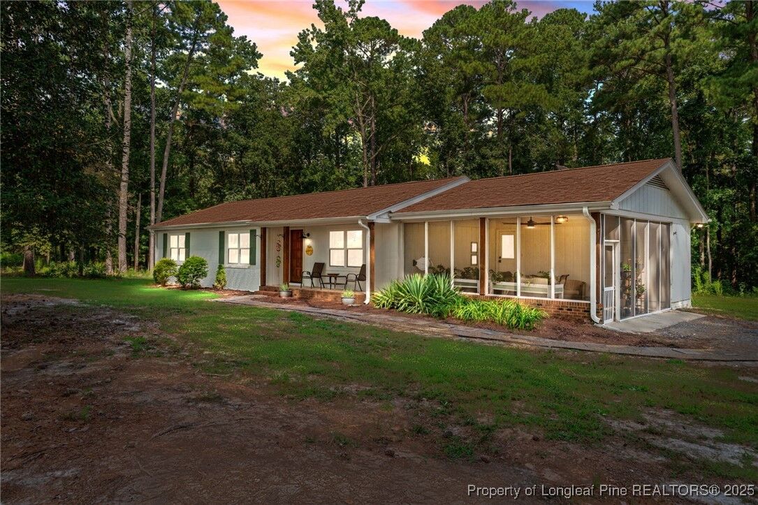 Property Photo: 701 Blakely Road NC 27332332