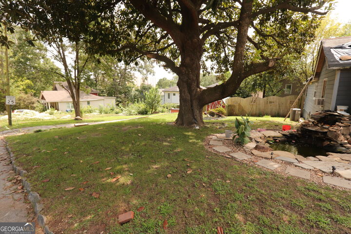 Property Photo: 1194 Warfield Street NW GA 30318