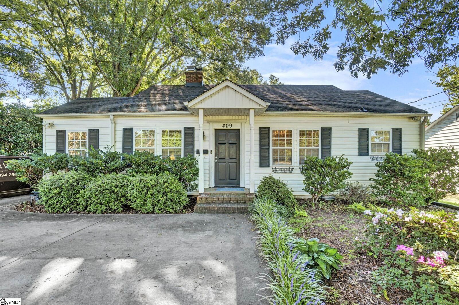 Property Photo:  409 Parkins Mill Road  SC 29607