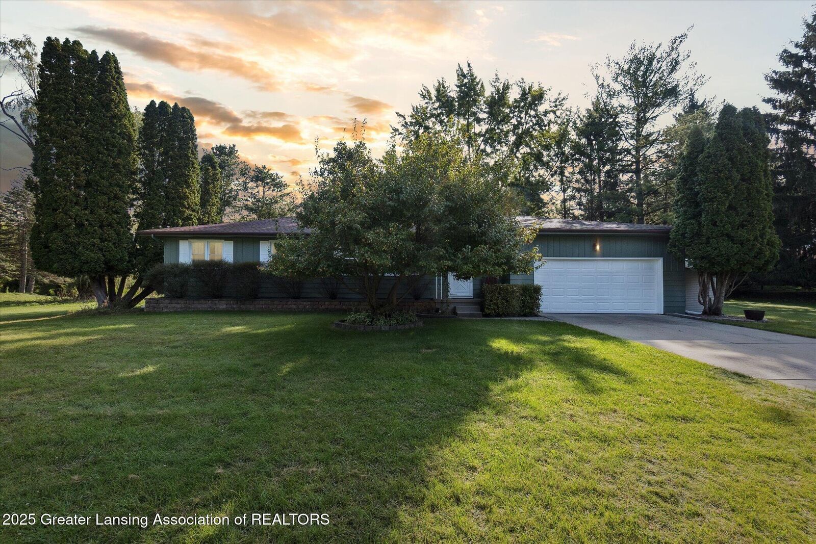 Property Photo:  3578 Stagecoach Drive  MI 48864 