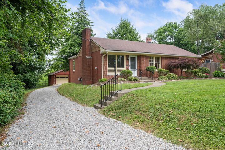 Property Photo:  1669 Trigg St  KY 40213