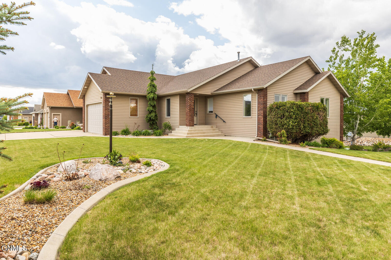 Property Photo: 4256 High Creek Road ND 58503