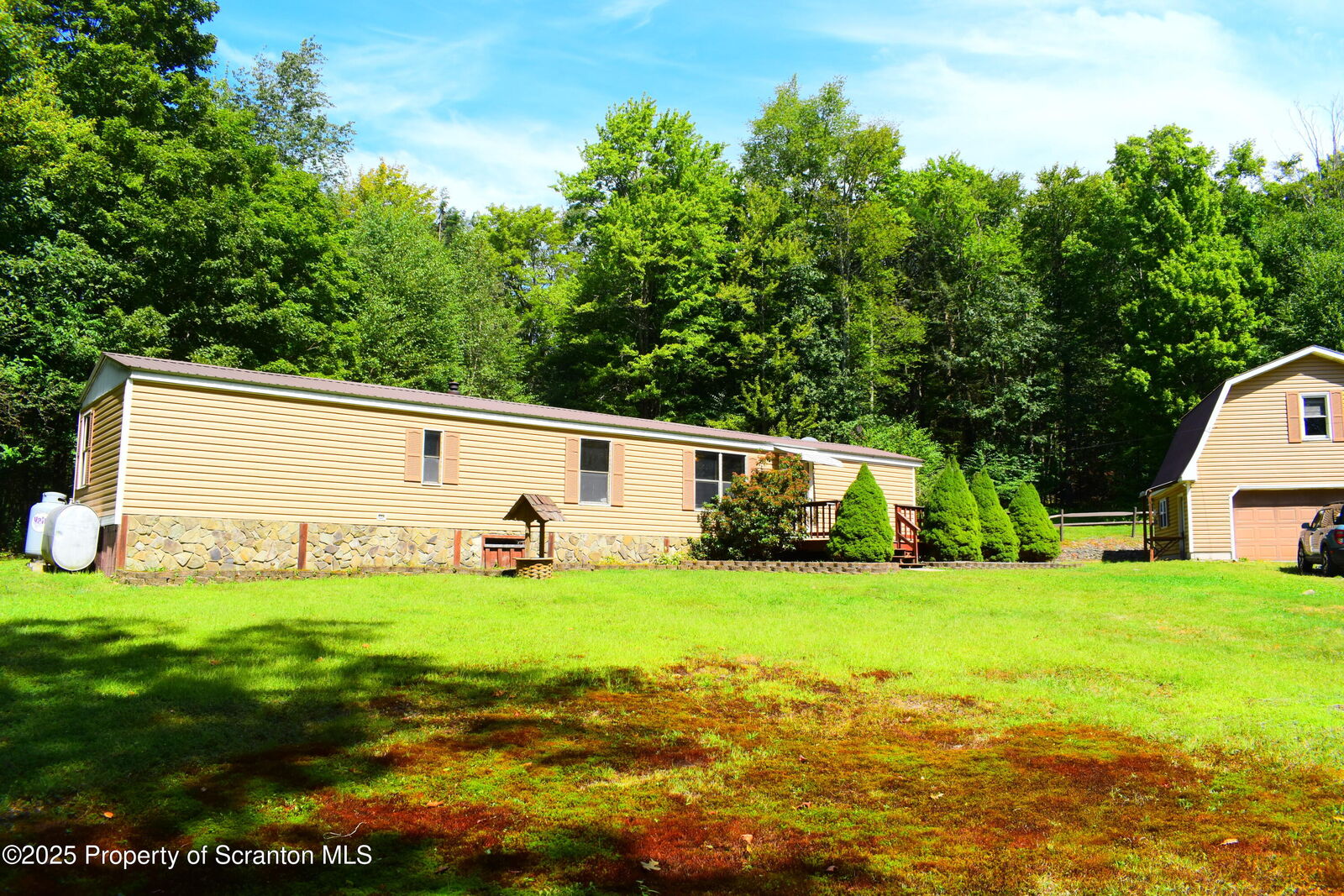 Property Photo:  65 Townhouse Road  PA 18830 