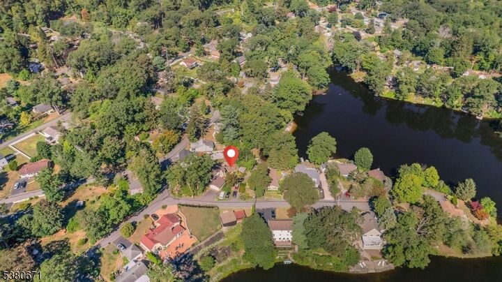 Property Photo: 17 Cayuga Trl NJ 07438