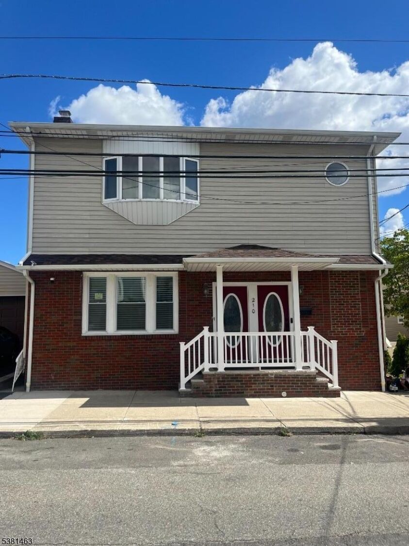 Property Photo: 210 Farnham Ave NJ 07644