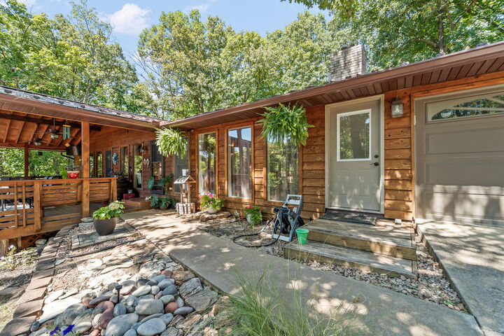 Property Photo: 1533 Eastview Drive MO 65043