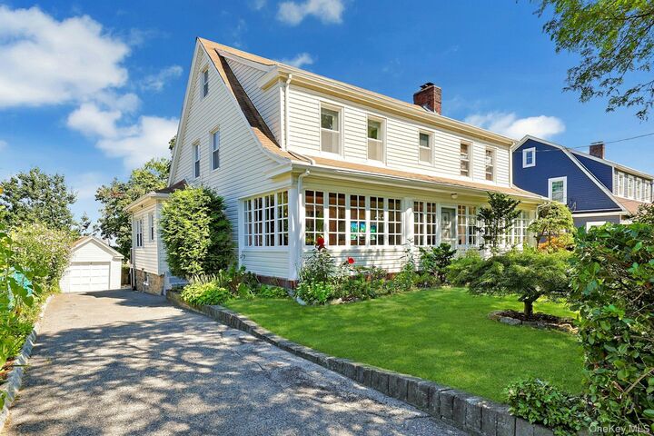 Property Photo:  15 Heminway Avenue  NY 10801 
