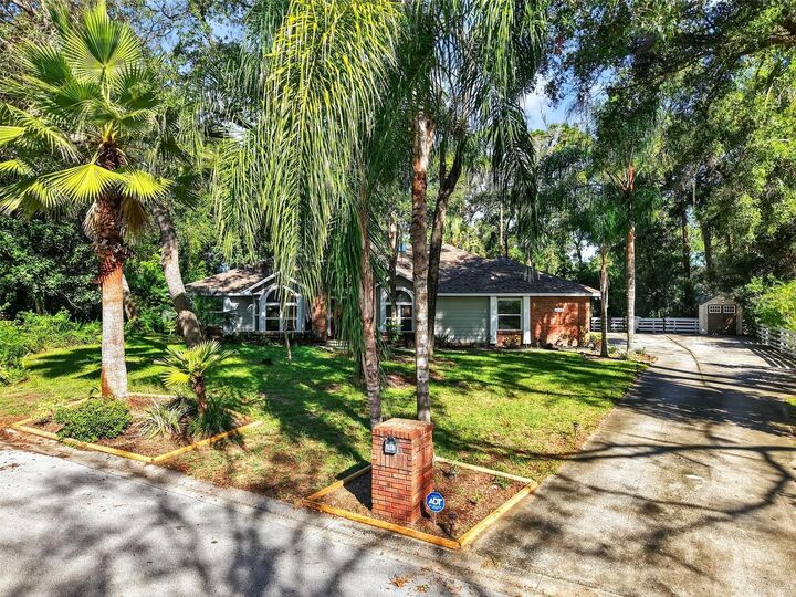 Property Photo: 1847 Eagles Point FL 32712