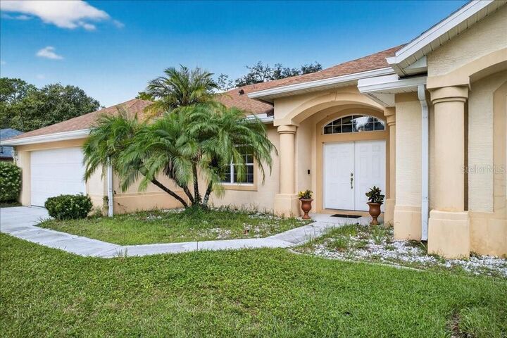 Property Photo:  13 Pershing Lane  FL 32164 