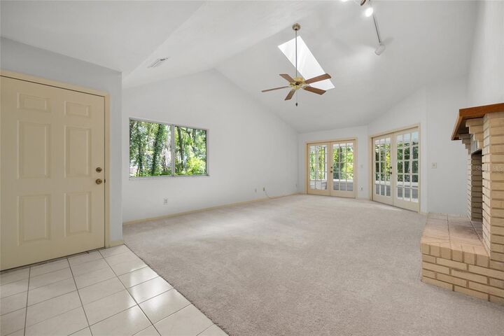 Property Photo: 833 NW 124th Drive FL 32669