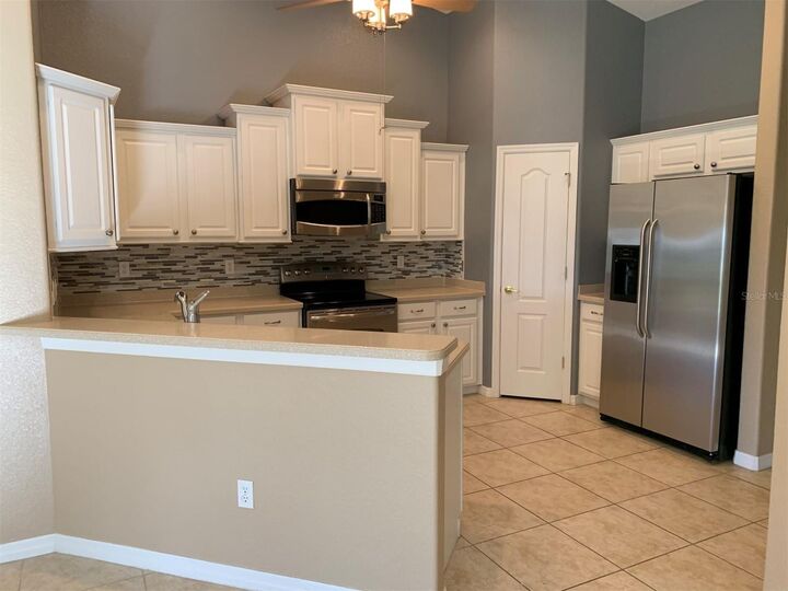 Property Photo: 5445 Shagbark Court FL 34287