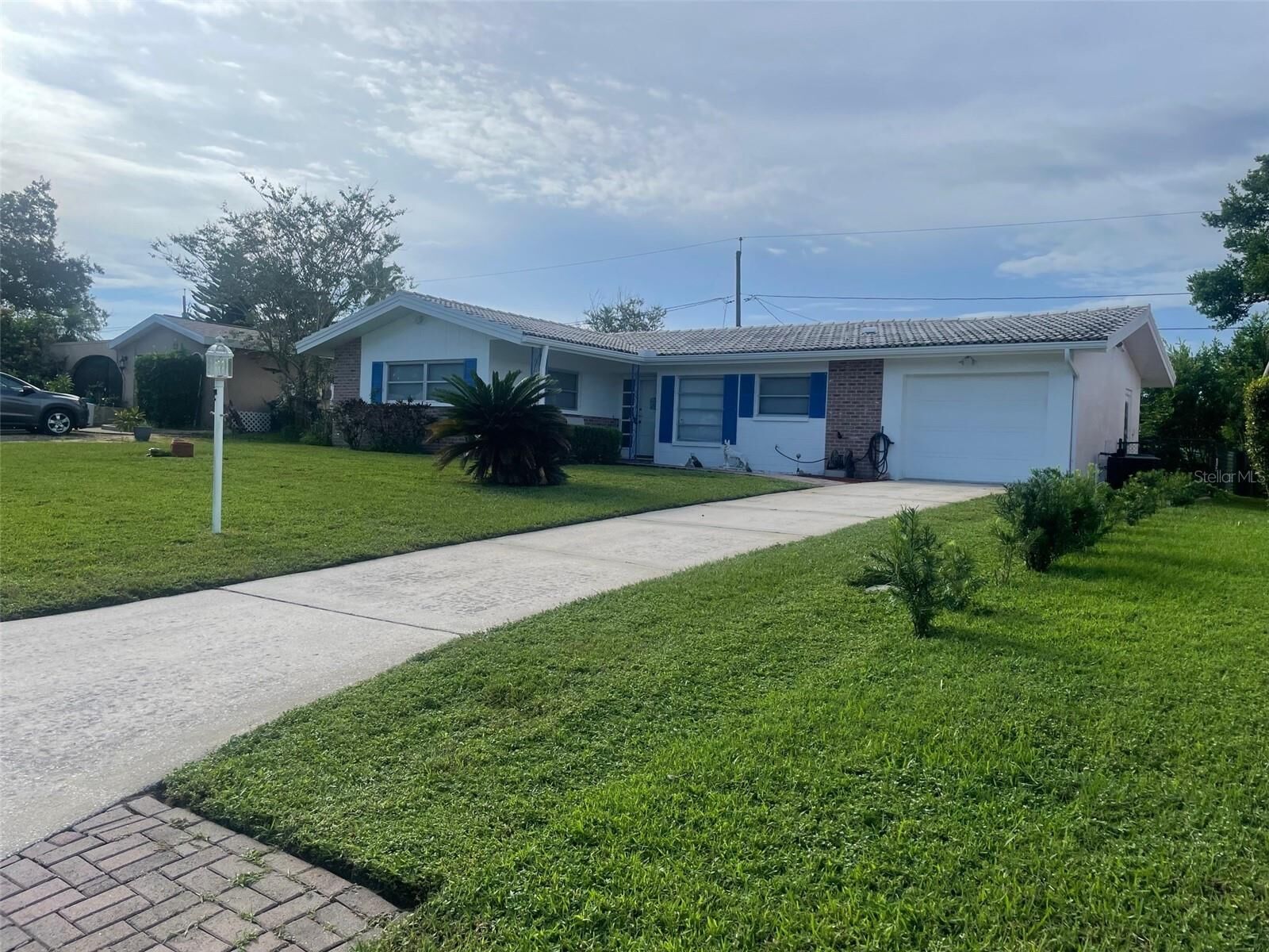 Property Photo:  2019 High Ridge Drive  FL 33763 