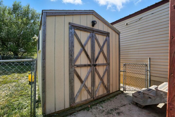 Property Photo:  840 N Spruce Street  SD 57701 