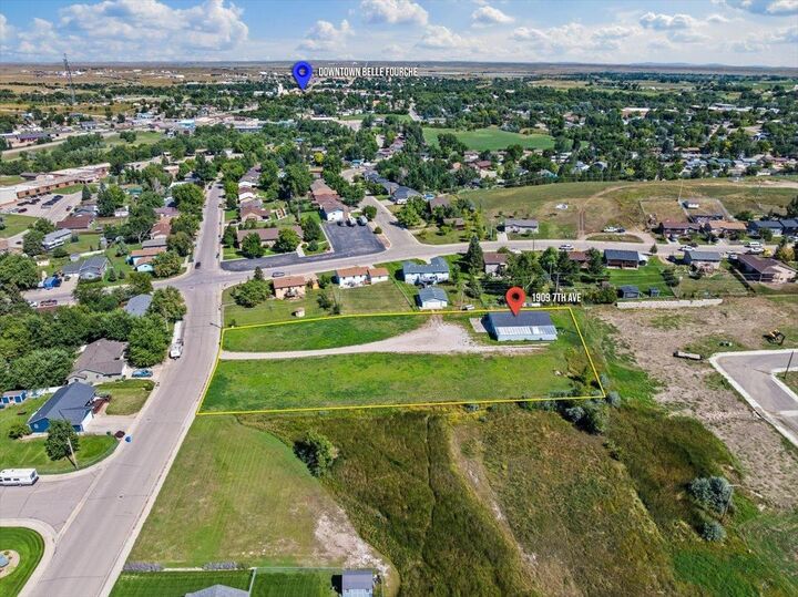 Property Photo:  1909 7th Avenue  SD 57717 