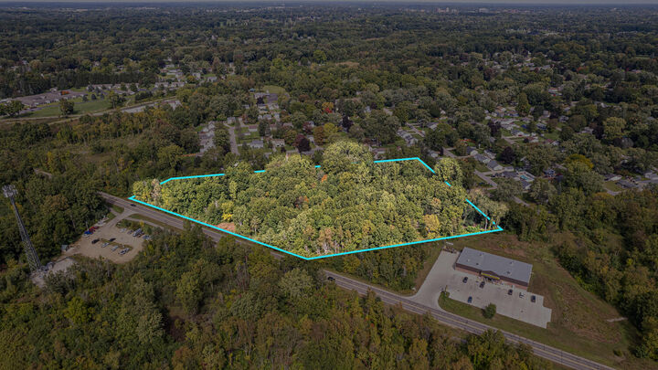3845 Weatherwax Drive  Jackson MI 49203 photo