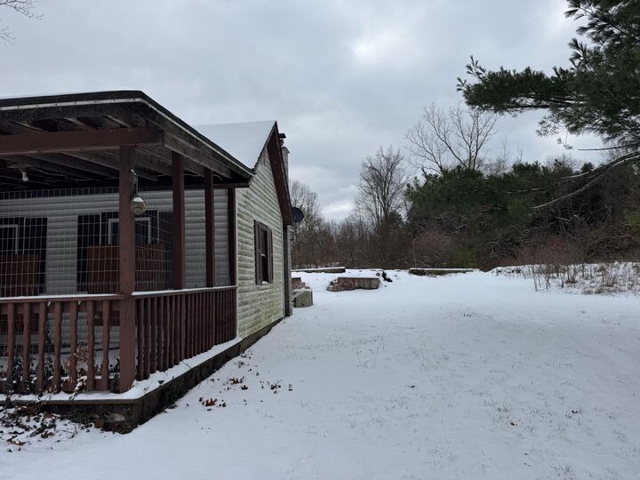 Property Photo: 2724 N US Hwy 31 MI 49120