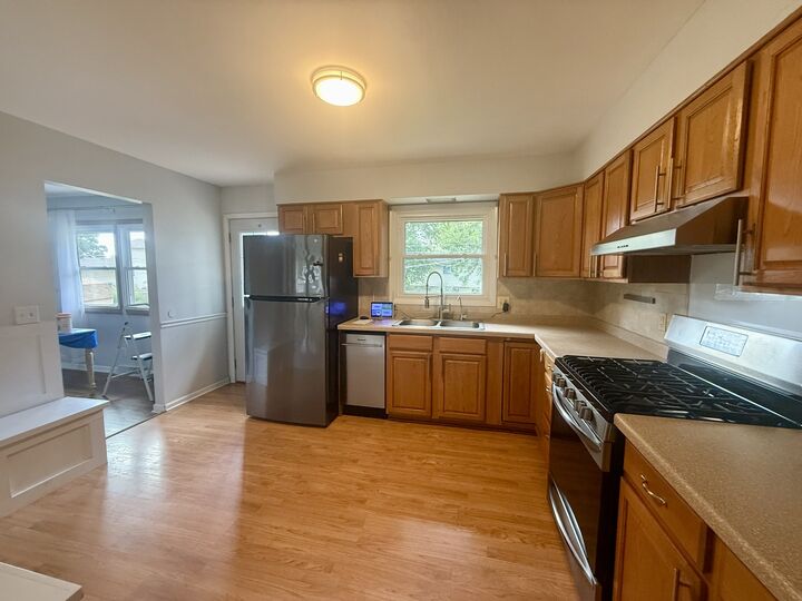 Property Photo:  125 Fairview Drive  IL 60174 