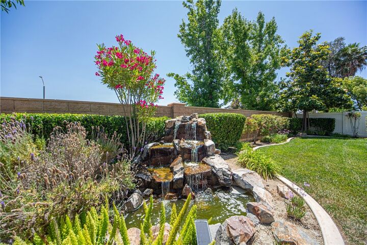 Property Photo: 39572 Ramshorn Drive CA 92563