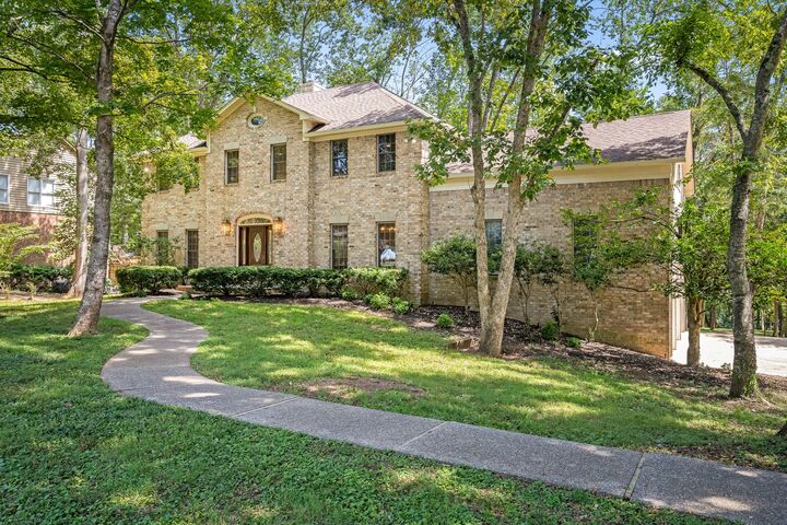 Property Photo:  2207 Shannon Dr  TN 37129 