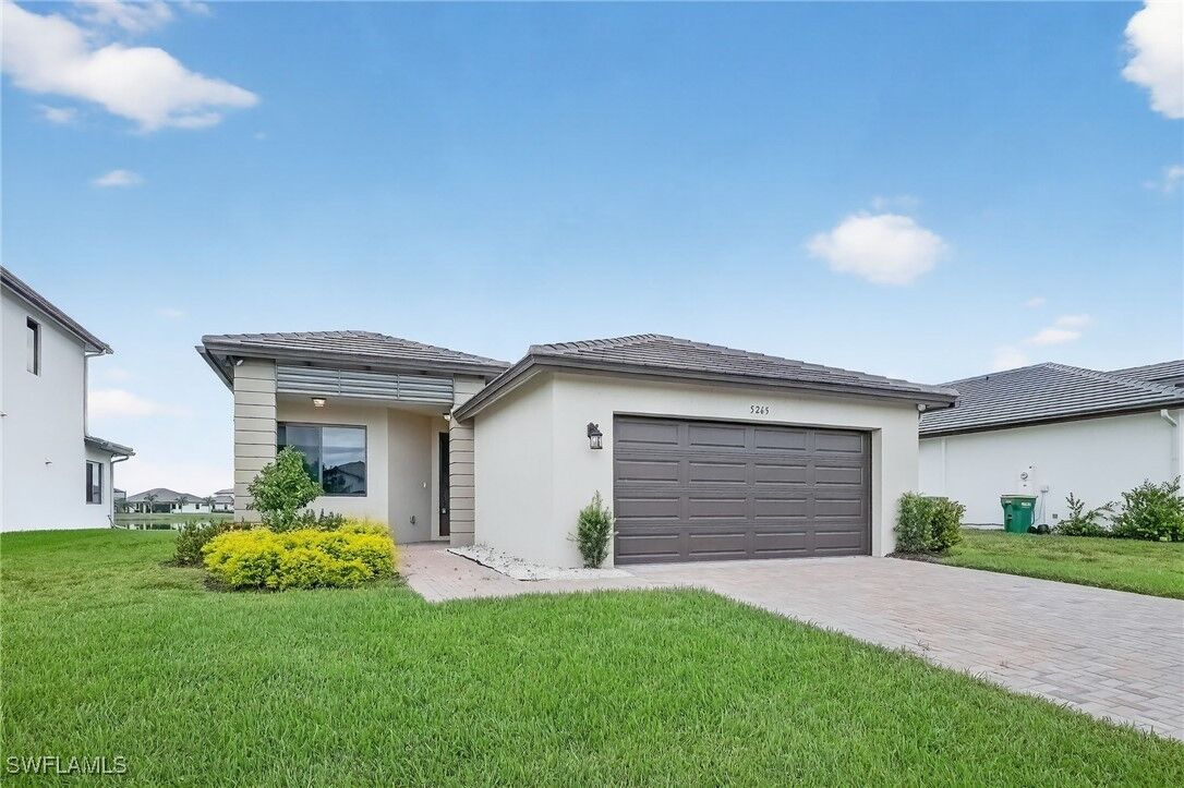 Property Photo: 5265 Lamone Lane FL 34142