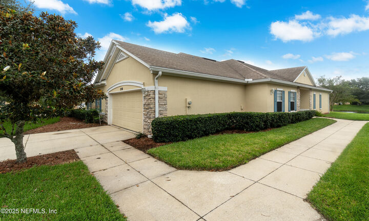 Property Photo: 1558 Calming Water Drive FL 32003