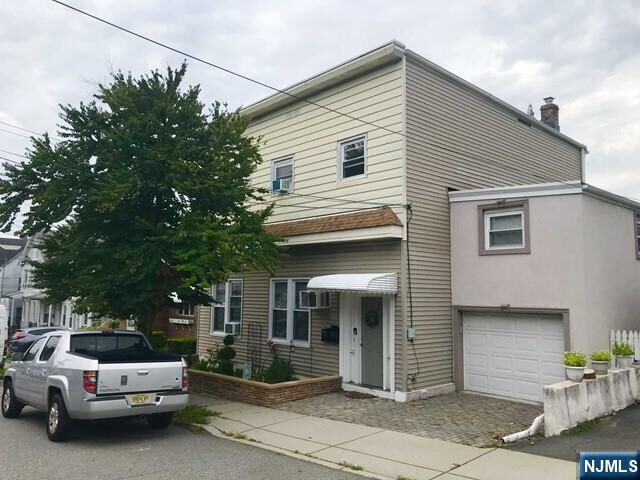 Property Photo:  61 Boiling Springs Avenue 2  NJ 07073 